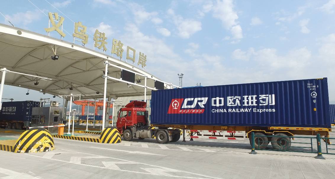 “tyc7111cc太阳成集团”吉克隽逸快女视频曝光 曾竟被曾轶可PK下台(图2) tyc7111cc太阳成集团