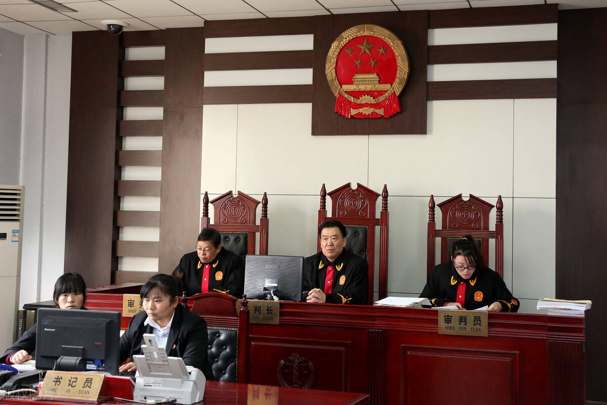 【太阳成tyc7111cc】
事业单元三大岗位 外人看鲜明亮丽 其实多数人是条约工(图3)