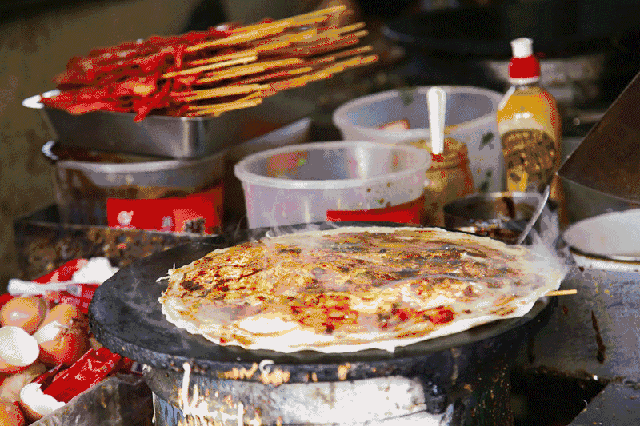 徐峥管虎点赞《一出好戏》 黄渤吐槽于和伟王迅“抢戏”【太阳成tyc7111cc】(图2) 太阳成tyc7111cc官网