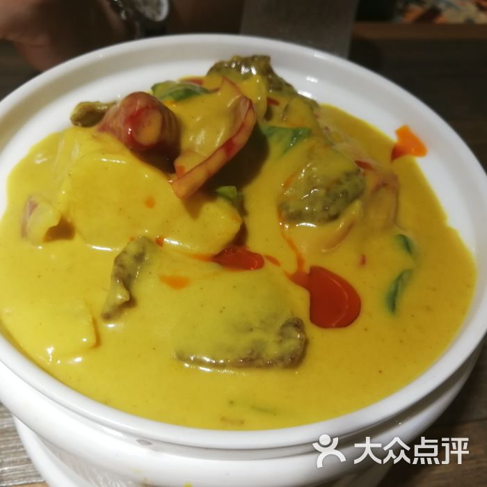 【tyc7111cc太阳成集团】钟山投入1100万发展“5+2”特色产业助力脱贫攻坚(图1) 太阳成tyc7111cc