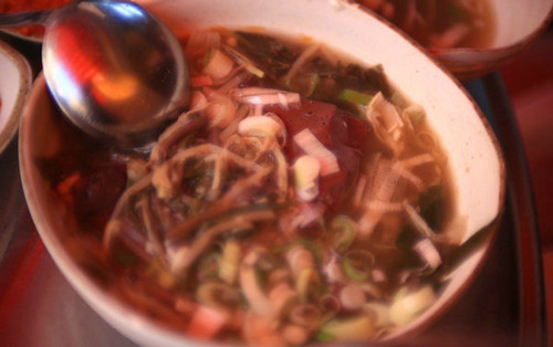 钟山镇杨岩村开展“美丽家园 共创建”主题绘画活动_太阳成tyc7111cc官网(图2) tyc7111cc太阳成集团