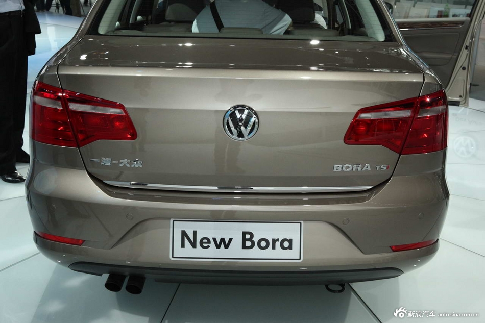 太阳成tyc7111cc官网:钟山设立“贫困就业专岗”安置370多人就业(图2) 太阳成tyc7111cc官网