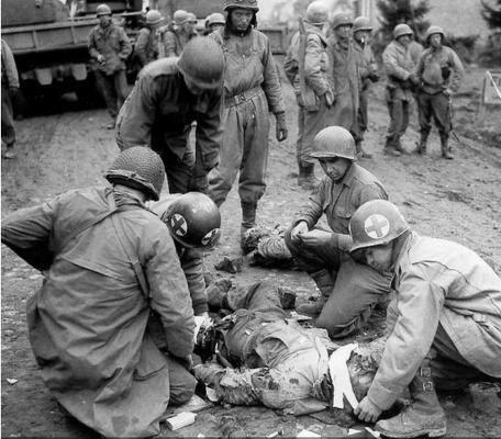 谢霆锋早年嫩照曝光 搞怪卖萌不输Lucas(图)“太阳成tyc7111cc”(图1) 太阳成tyc7111cc