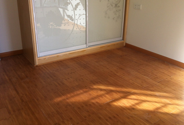 钟山法院第一书记巧调解化纠纷-tyc7111cc太阳成集团(图1) 太阳成tyc7111cc官网